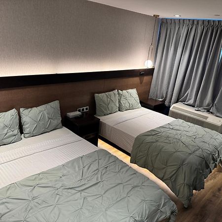 Hotel Mirage Brooklyn Нью-Йорк Екстер'єр фото