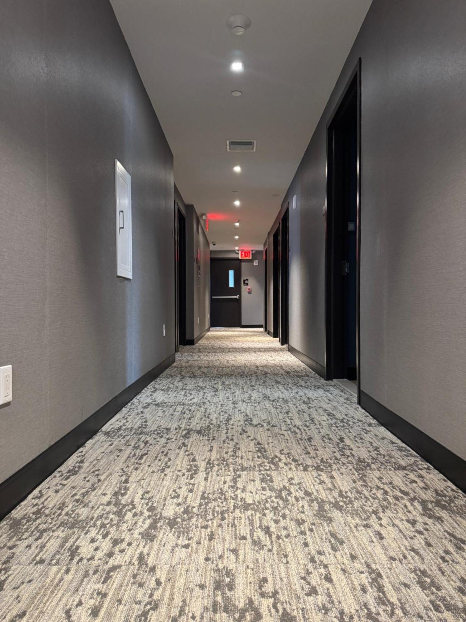 Hotel Mirage Brooklyn Нью-Йорк Екстер'єр фото